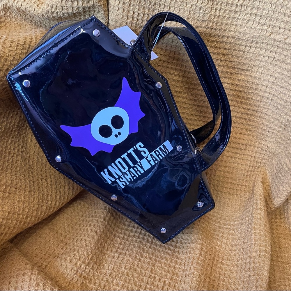 Knott's Scary Farm coffin purse
